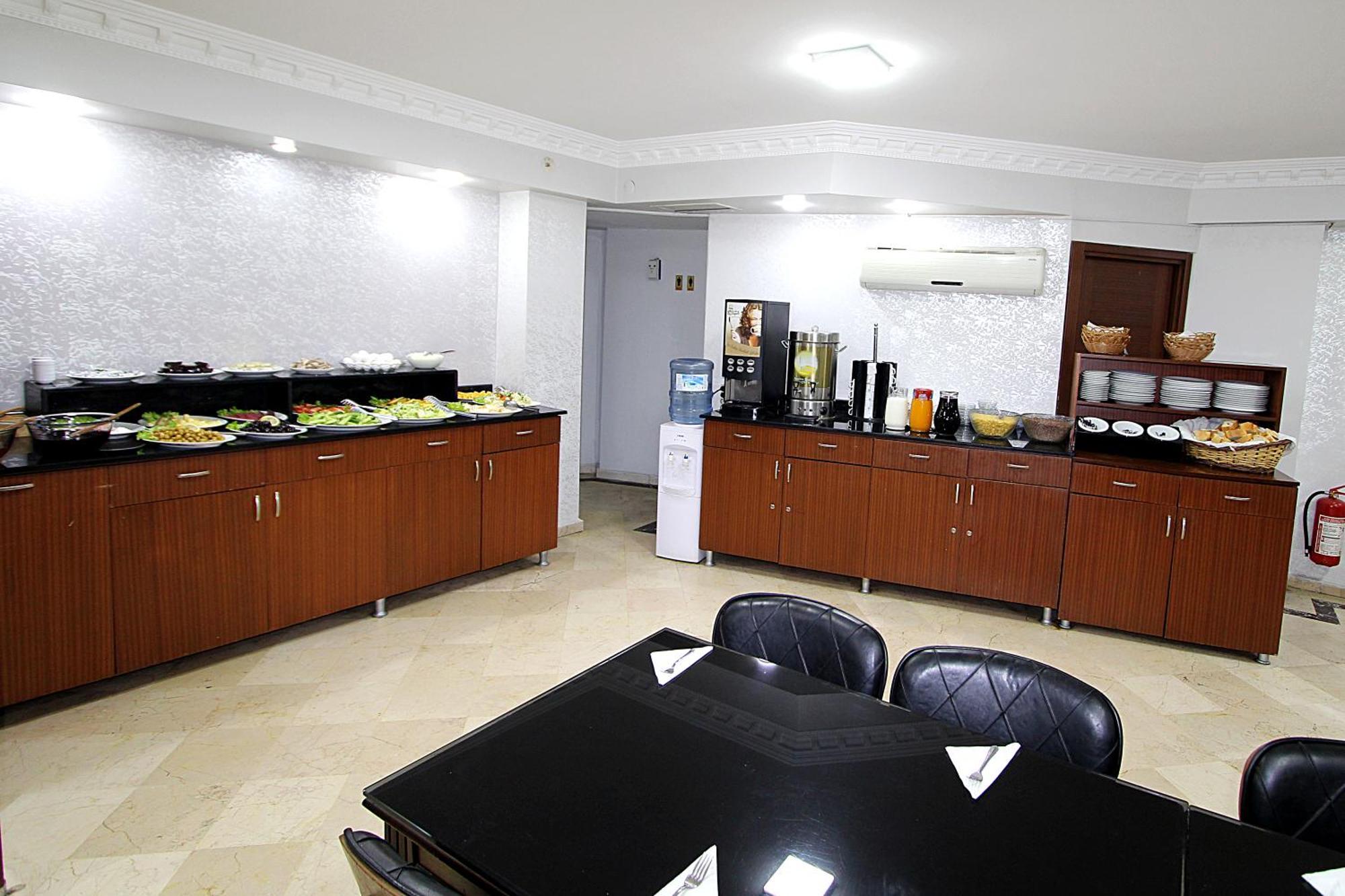 Lyon Hotel Стамбул Экстерьер фото